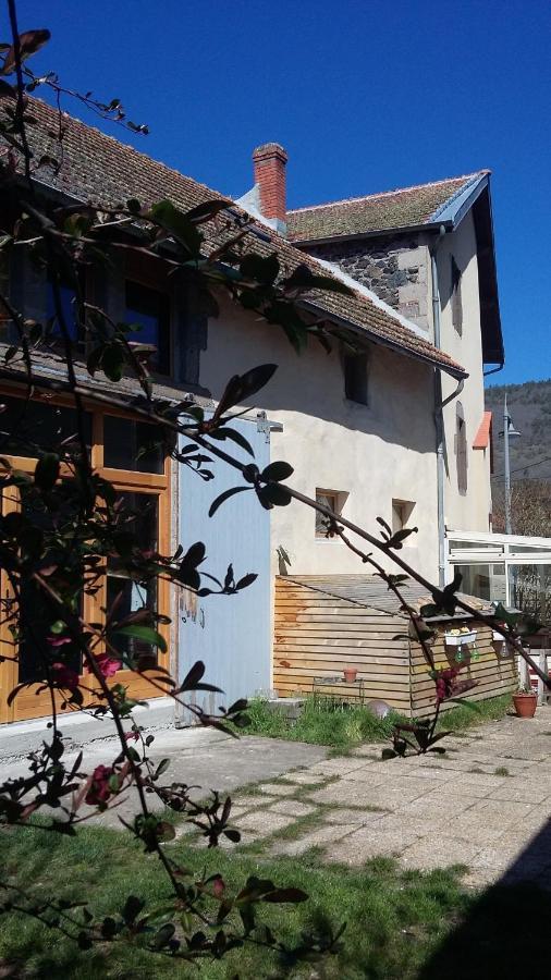 L'Heureux Bazar Villa Saint-Nectaire Exterior photo